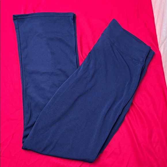 Big Bundle of Yoga Pants - Picture 6 of 16